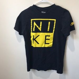 Boys Nike tee